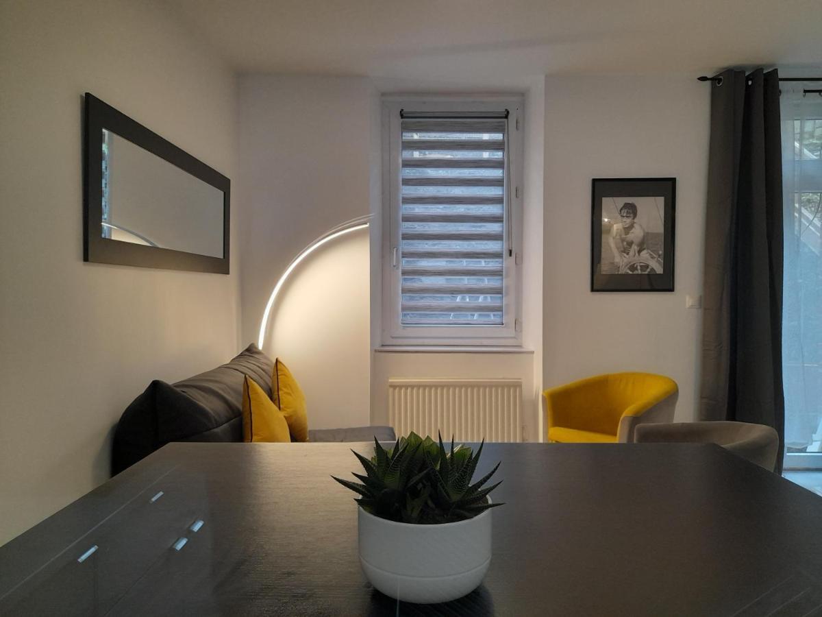 Apartmán 17, Face A La Gare Lannion Exteriér fotografie