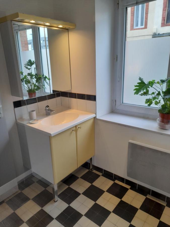 Apartmán 17, Face A La Gare Lannion Exteriér fotografie
