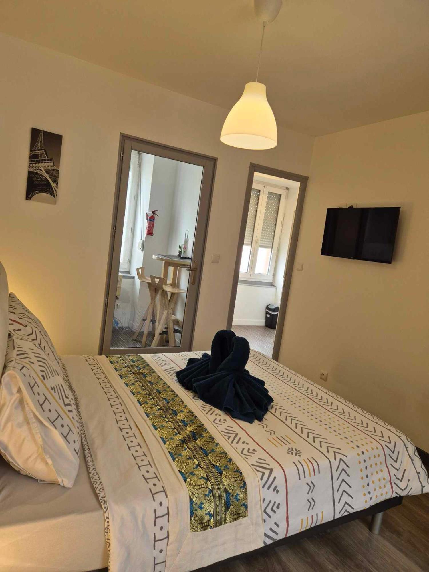 Apartmán 17, Face A La Gare Lannion Exteriér fotografie